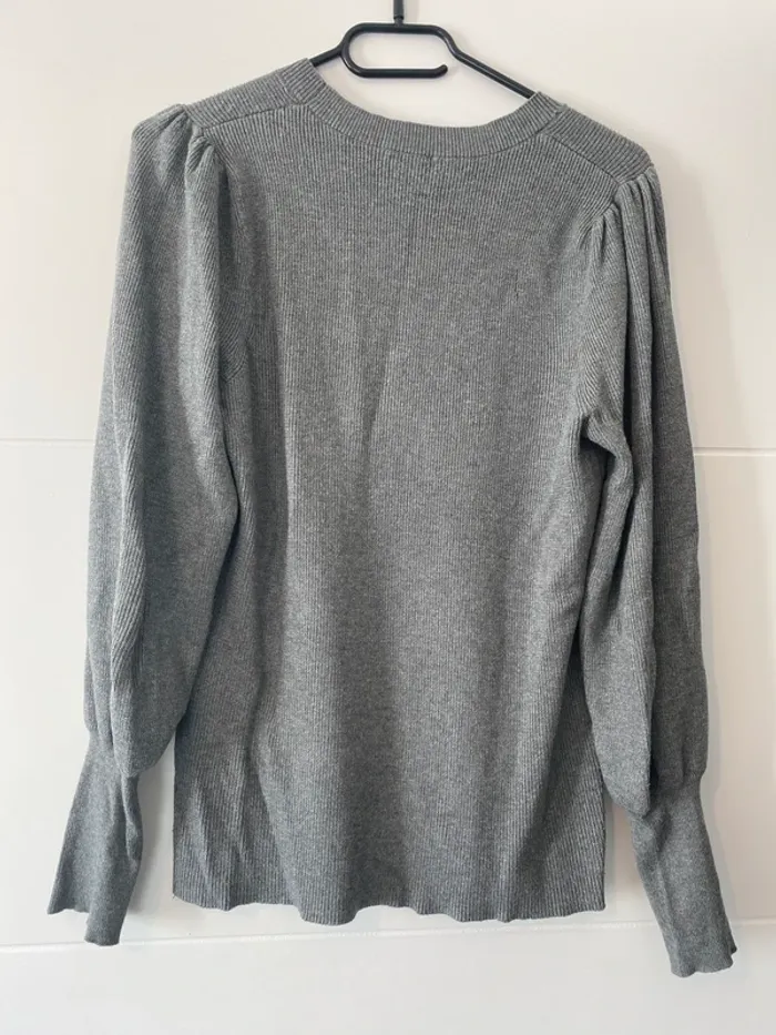 Pull gris - photo numéro 5