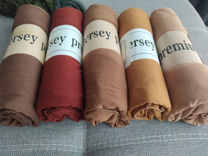 Voile hijab en jersey premium marron chocolat neuf - photo numéro 3