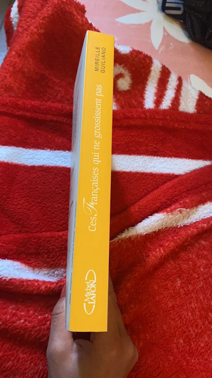 Livre ces françaises qui ne grossissent pas - photo numéro 2
