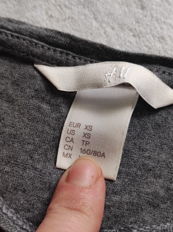 Pull h&m taille xs - photo numéro 2