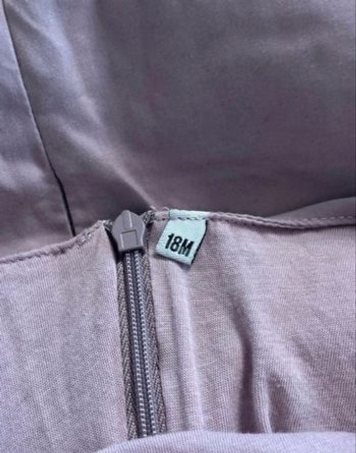 Robe taille 18M - photo numéro 3