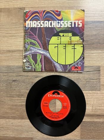 Vinyle 45 tours-The Bee gees-Massachussets