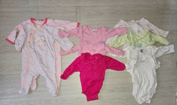 Lot de vêtements