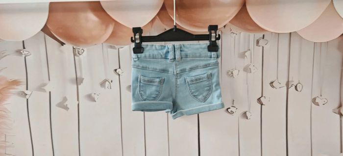 Short en jean clair Tape à l’Oeil 3 mois Fille - photo numéro 2