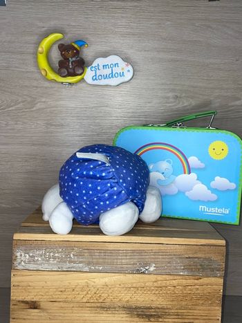 URG07  doudou ours 🐻 Uriage