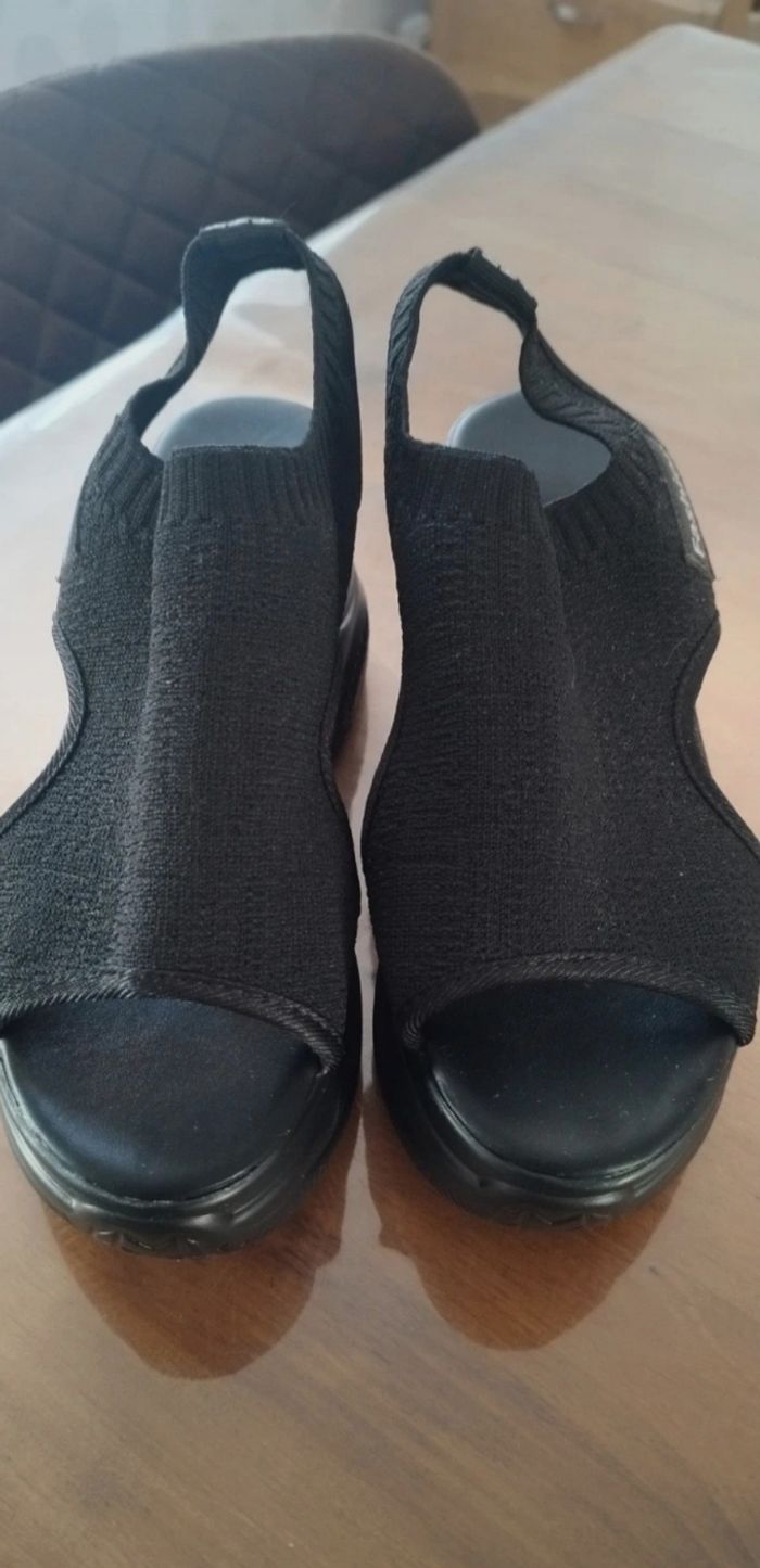 Chaussures compensées - photo numéro 3