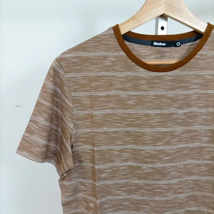 T-shirt Bizzbee rayé marron et beige col contrasté – neuf – taille M A1012 - photo numéro 3