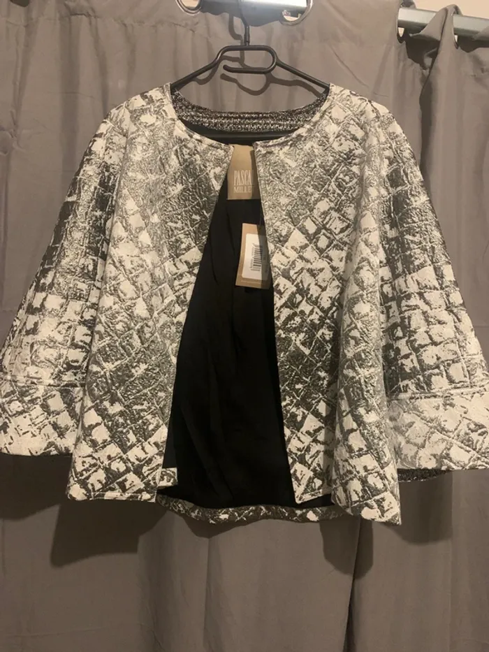 veste neuve à paillettes - photo numéro 2
