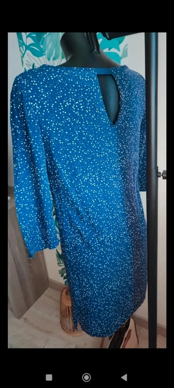 Robe droite à pois taille 36 - photo numéro 4