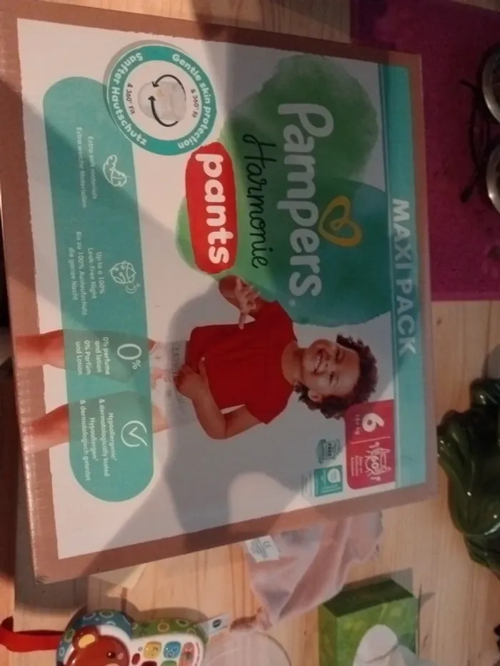 Pants Pampers harmonie taille 6