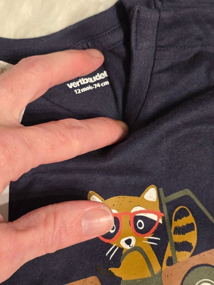 NEUFS (non portés) 🏷😍🤩💙👌superbe ensemble  teeshirt,  pantalon et chaussettes 12 mois garçon 😍🤩💙 - photo numéro 6