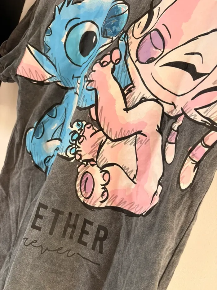 T-shirt Disney • 16ans - photo numéro 2