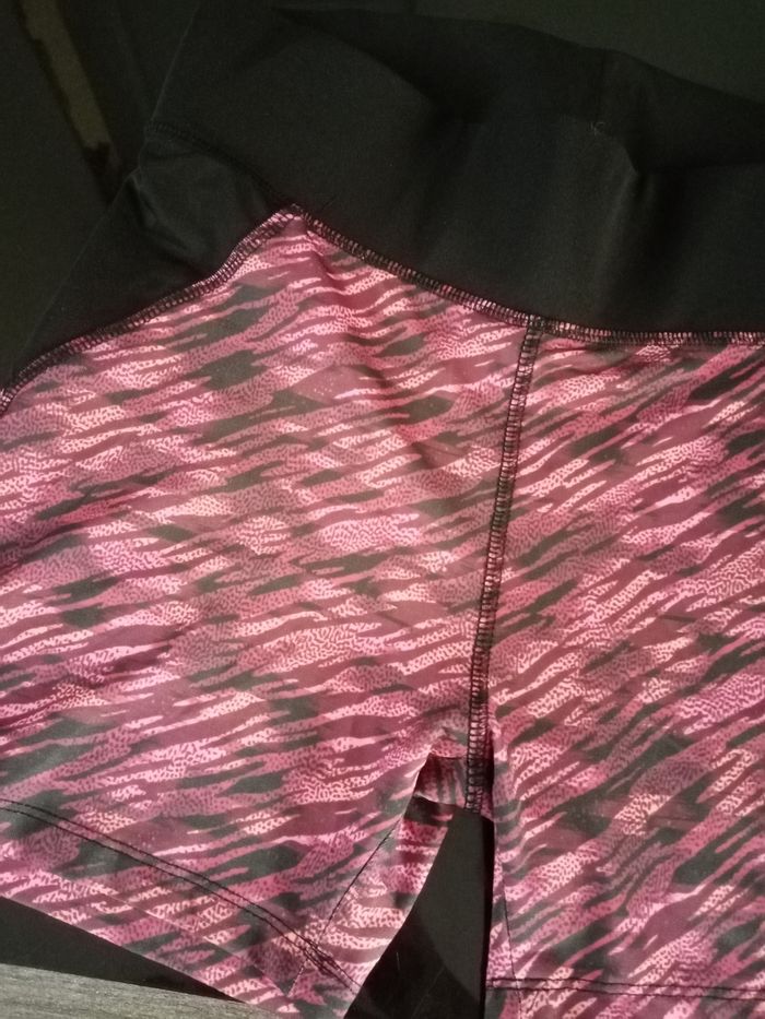 Short sport taille M  MARQUE GEMO