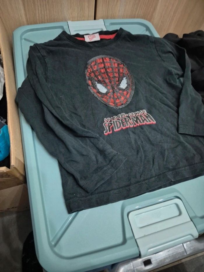 T shirt spiderman - photo numéro 2