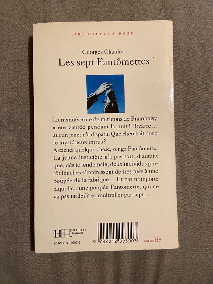 Livre les sept Fantômettes - photo numéro 2