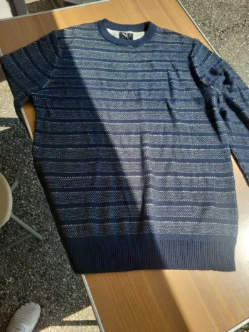 Pull taille M
