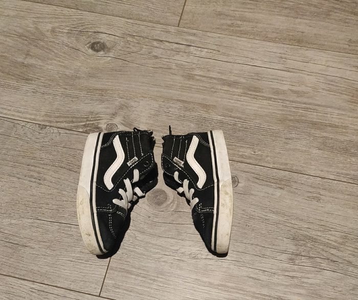 Vans montante noire très bon état 23.5 - photo numéro 3