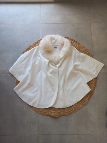 Poncho cape gilet manches chauve souris TU