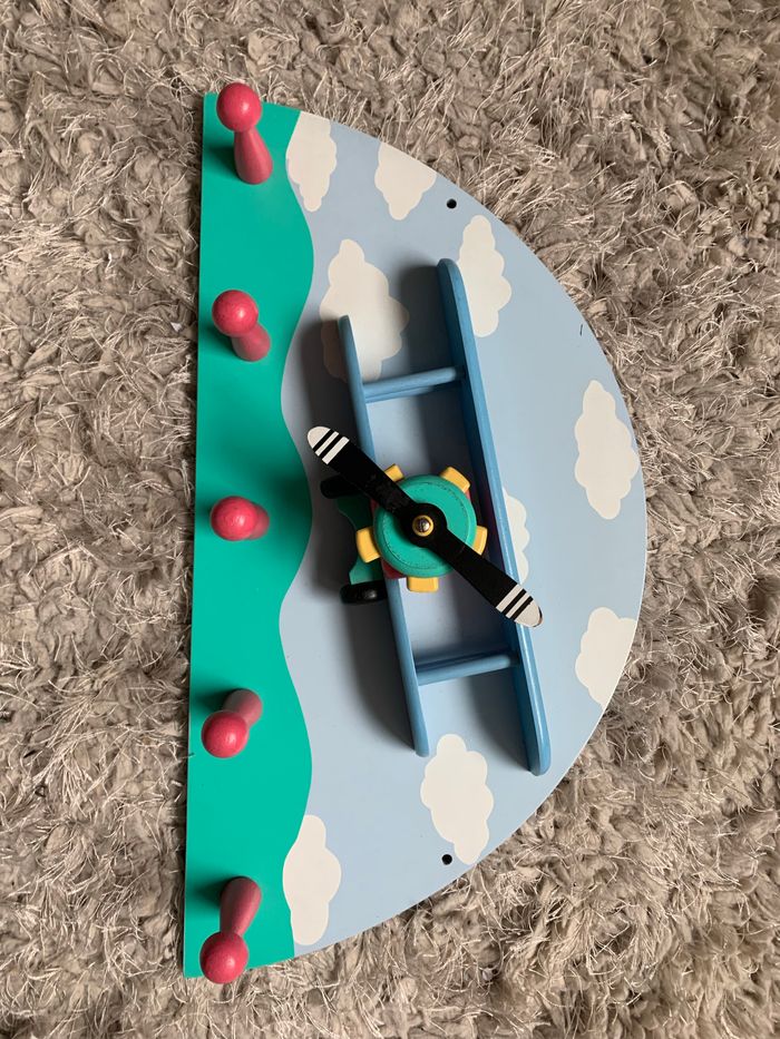 Petit portemanteau enfants avions 3D