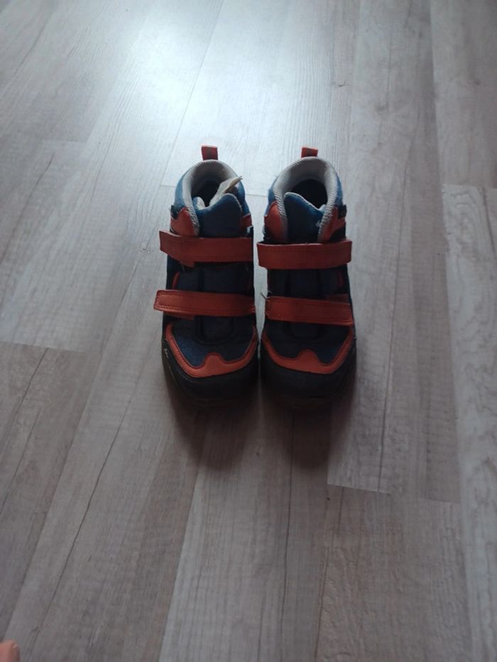 Très jolie chaussures pour fille de randonnée - photo numéro 2