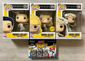 Lot de 3 Figurines  Funko Pop et un coffret Bitty Pop Friends  