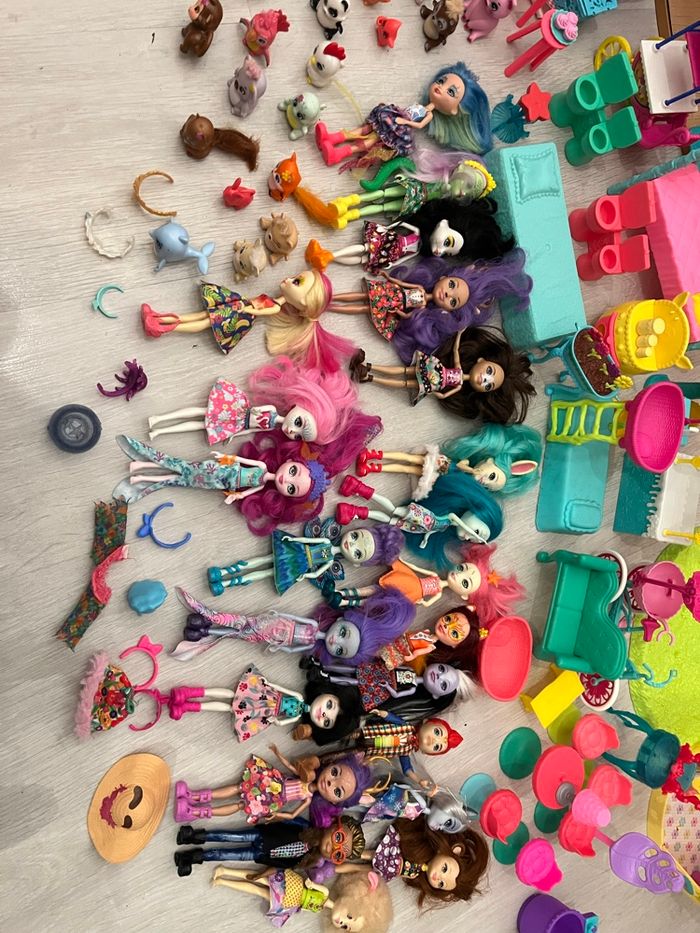 Grand lot Enchantimals – 25 poupées + 28 animaux + maisons & accessoires - photo numéro 6