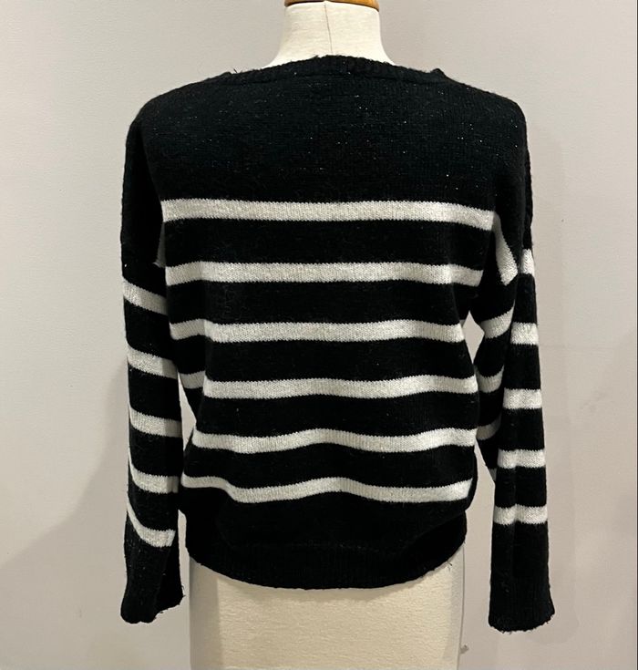 Pull rayé - photo numéro 2