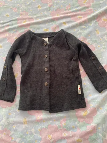 Très beau gilet cardigan foggy manymonths adventurer