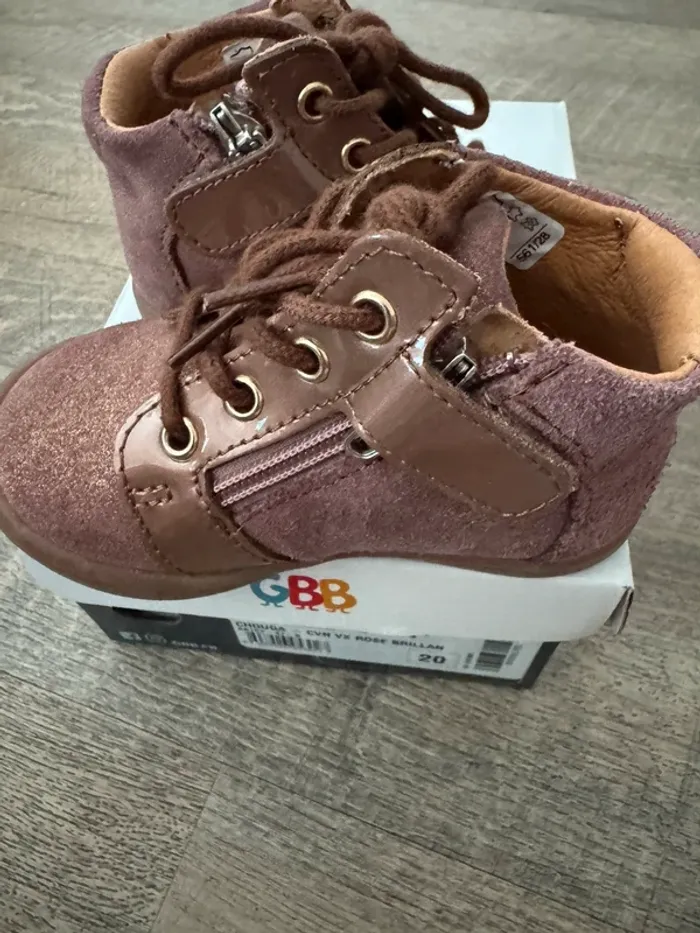 Chaussures de première  marche pointure 20 GBB - photo numéro 6