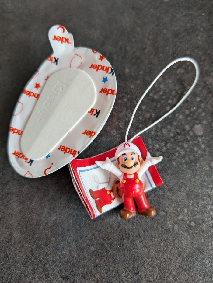 Kinder joy super mario