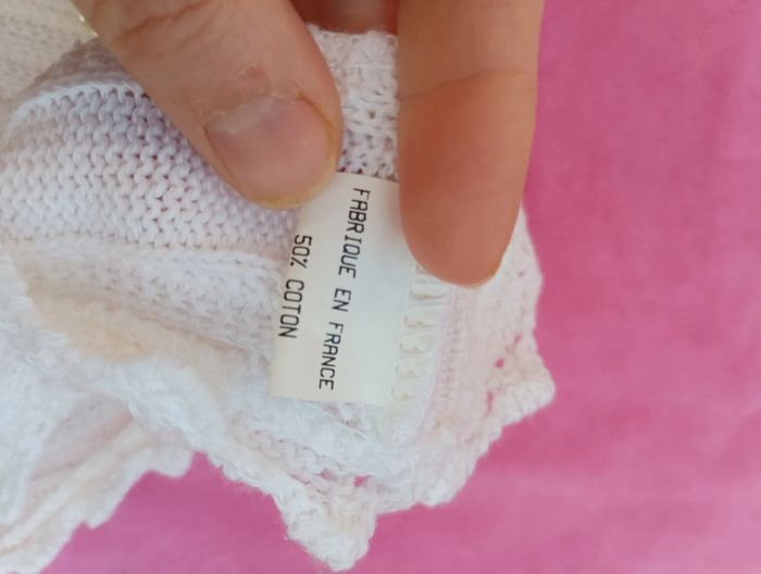 Débardeur brodé taille L comme neuf. Jamais porté - photo numéro 3