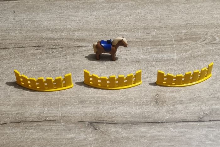 Cheval et enclos Playmobil 1 2 3 - photo numéro 7