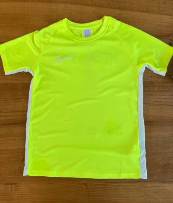 Maillot de foot jaune Nike