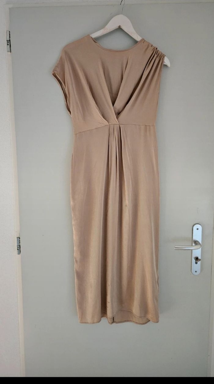 Vends robe de cérémonie mariage en soie