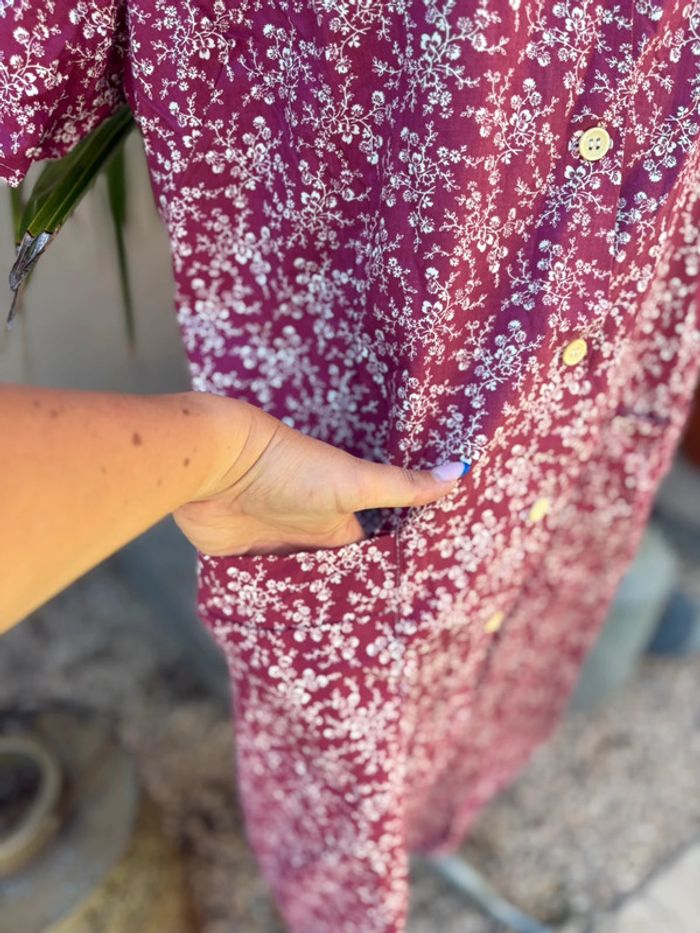 Robe blouse des années 70 - à motif fleuri - taille 52 - en très bon état - photo numéro 3