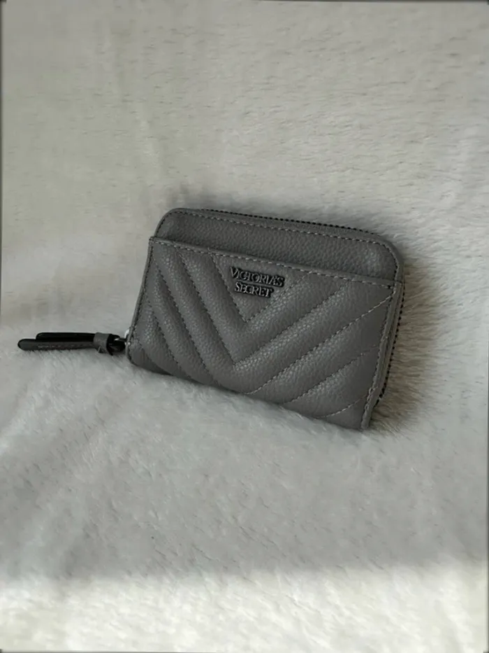 Porte-monnaie gris Victoria’s Secret neuf