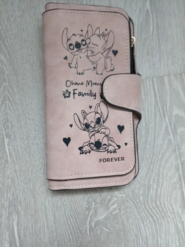 Portefeuille lilo&stitch - photo numéro 3
