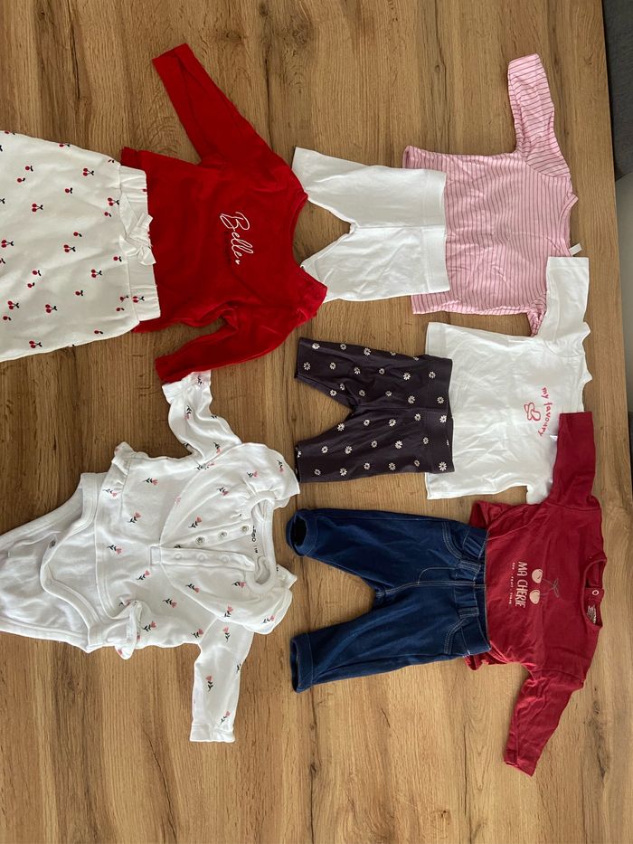 Lot ensemble fille 1 mois
