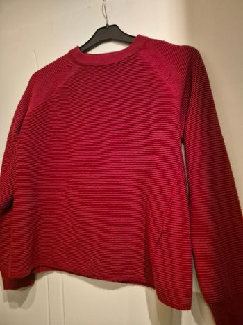 Pull rouge