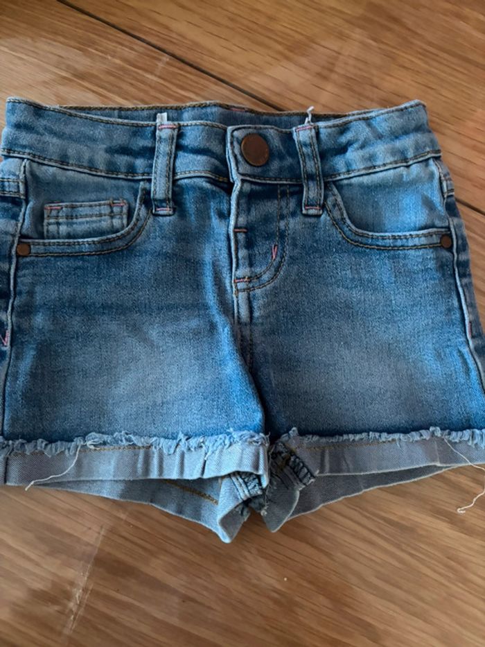 Short en jean - 4 ans - photo numéro 2