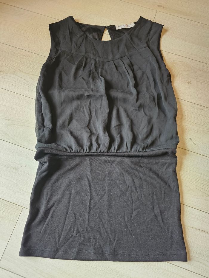 Robe noir chic bi matiere