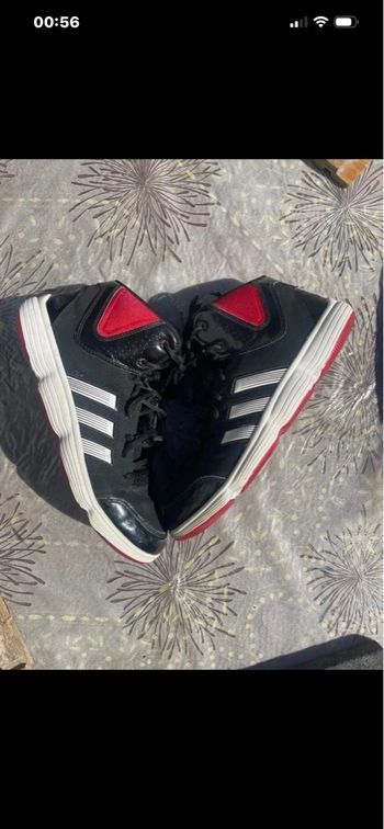 Basket adidas noir taille 39