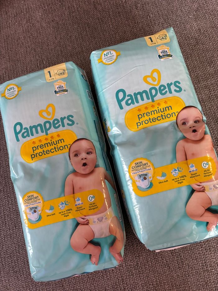Lot couche Pampers 1