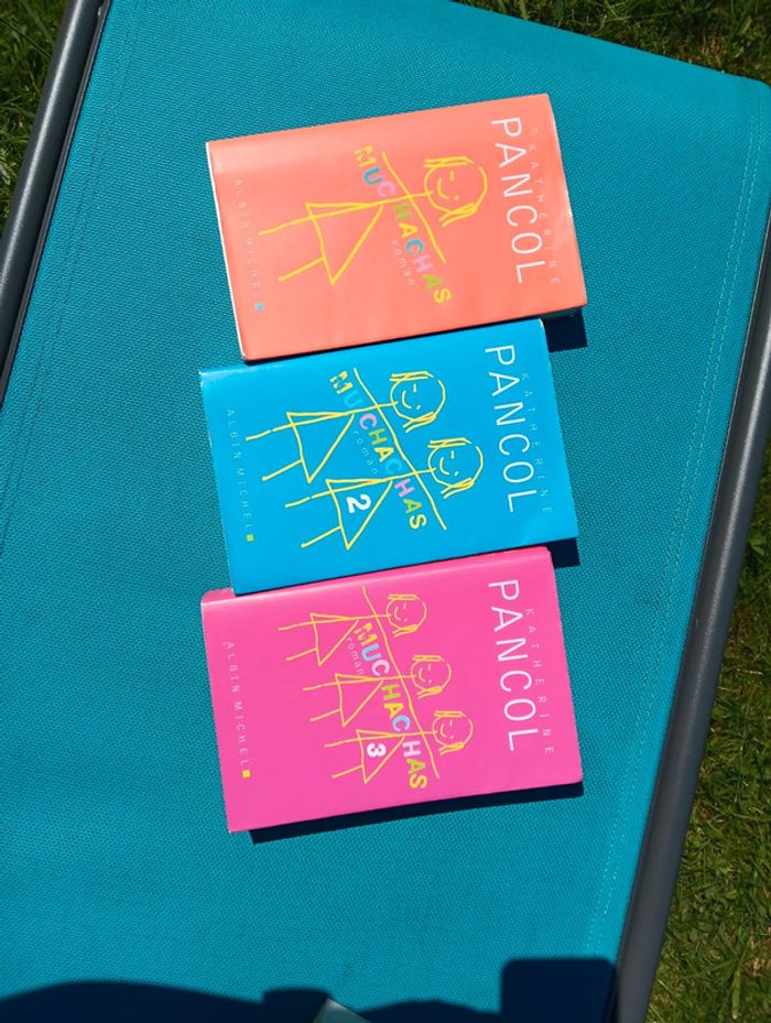 Muchachas les 3 volumes