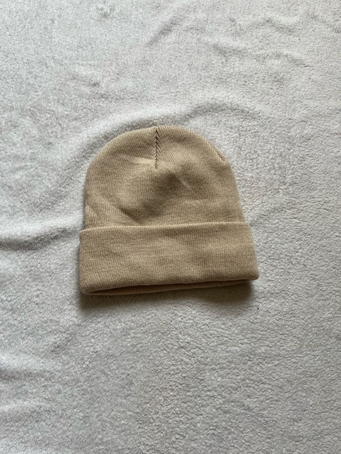 Bonnet beige Taille 3-5 ans Neuf