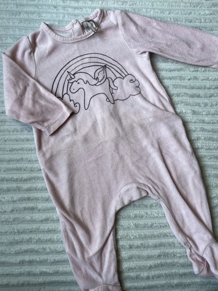 Pyjama licorne 12 mois - photo numéro 2