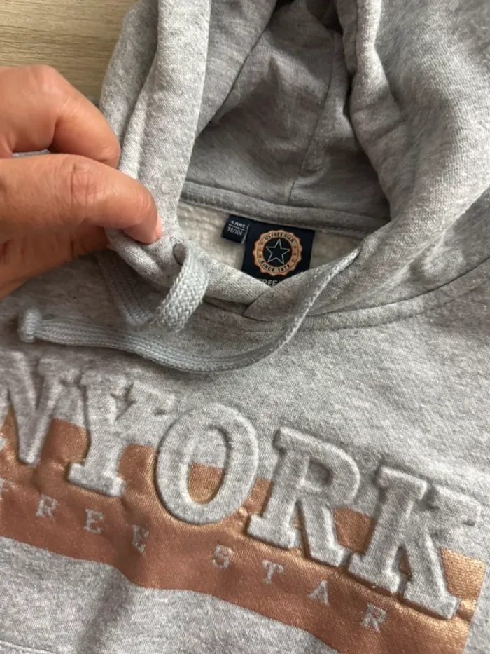 Sweat à capuche US Freestar gris – New York – 4 ans – TBE - photo numéro 2