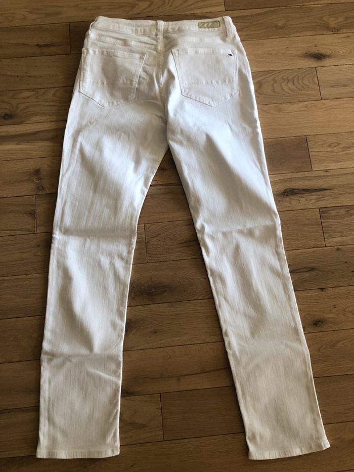 Jean blanc t28 Tommy Hilfiger - photo numéro 2