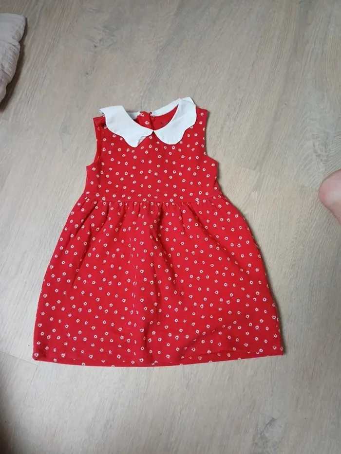 Robe col claudine