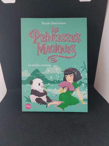 Les Princesse Magiques - Le vol des cristaux
